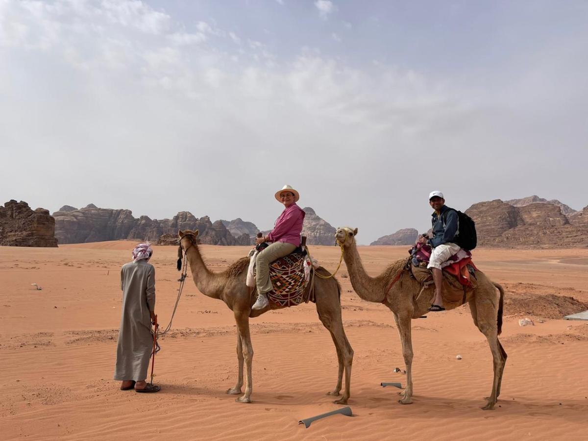 Wadi Rum Magic Camp Екстер'єр фото