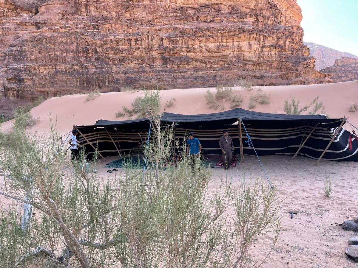 Wadi Rum Magic Camp Екстер'єр фото
