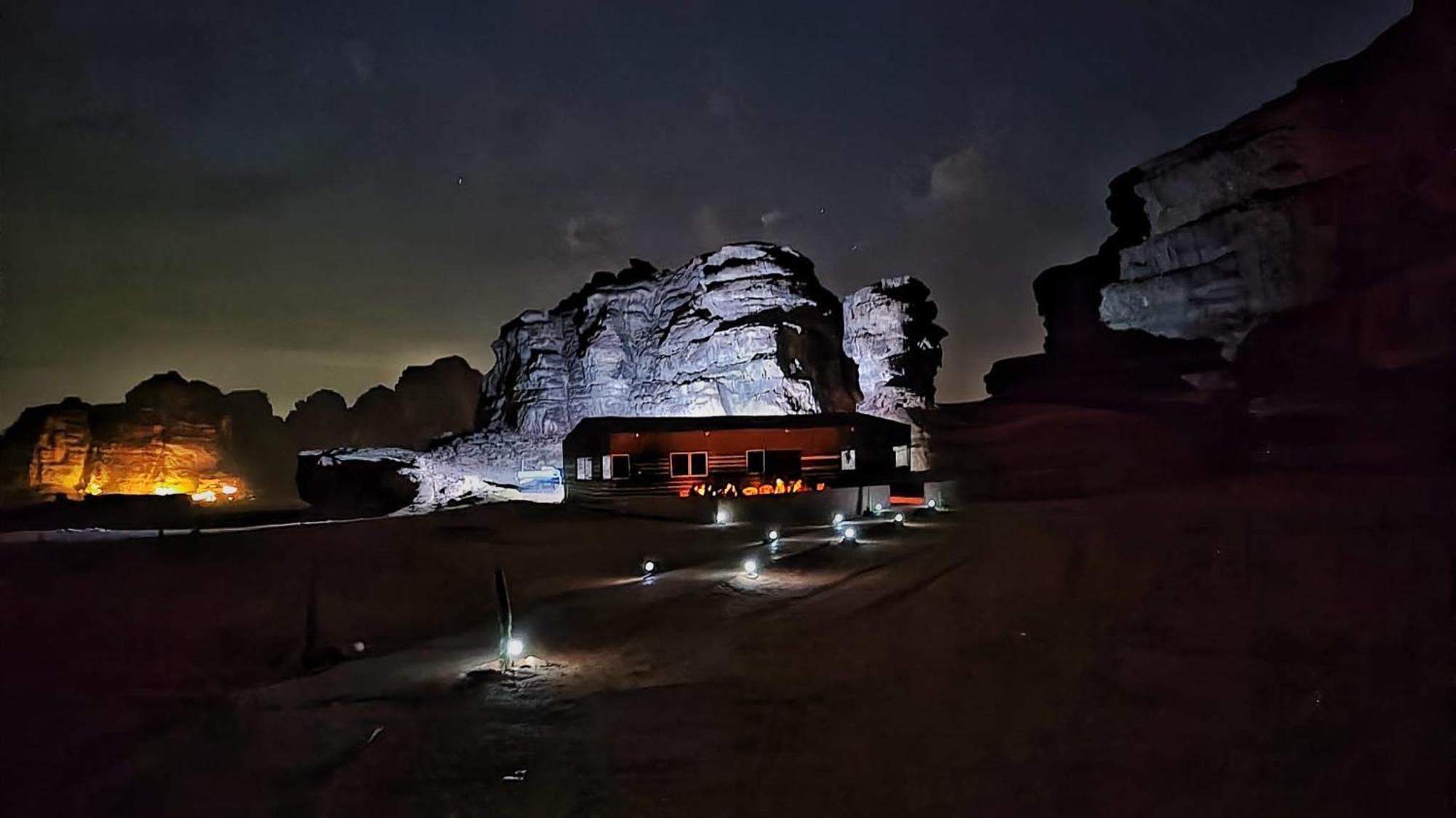 Wadi Rum Magic Camp Екстер'єр фото