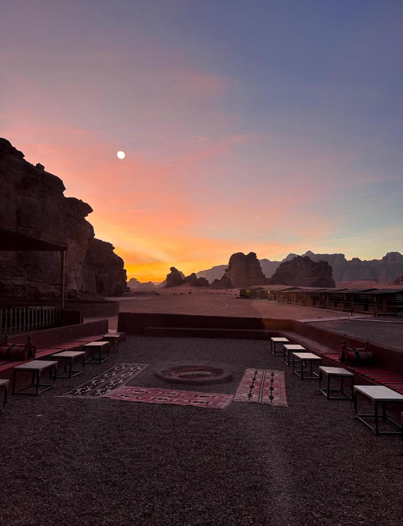 Wadi Rum Magic Camp Екстер'єр фото